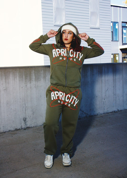 Green Apricity Hope Sweatpants